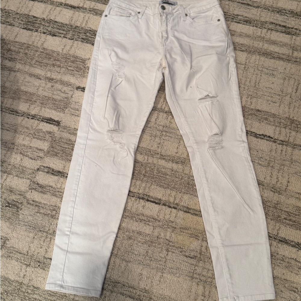 Just Black Women's distressed Skinny Jeans - White like new, worn once - Picture 2 of 8